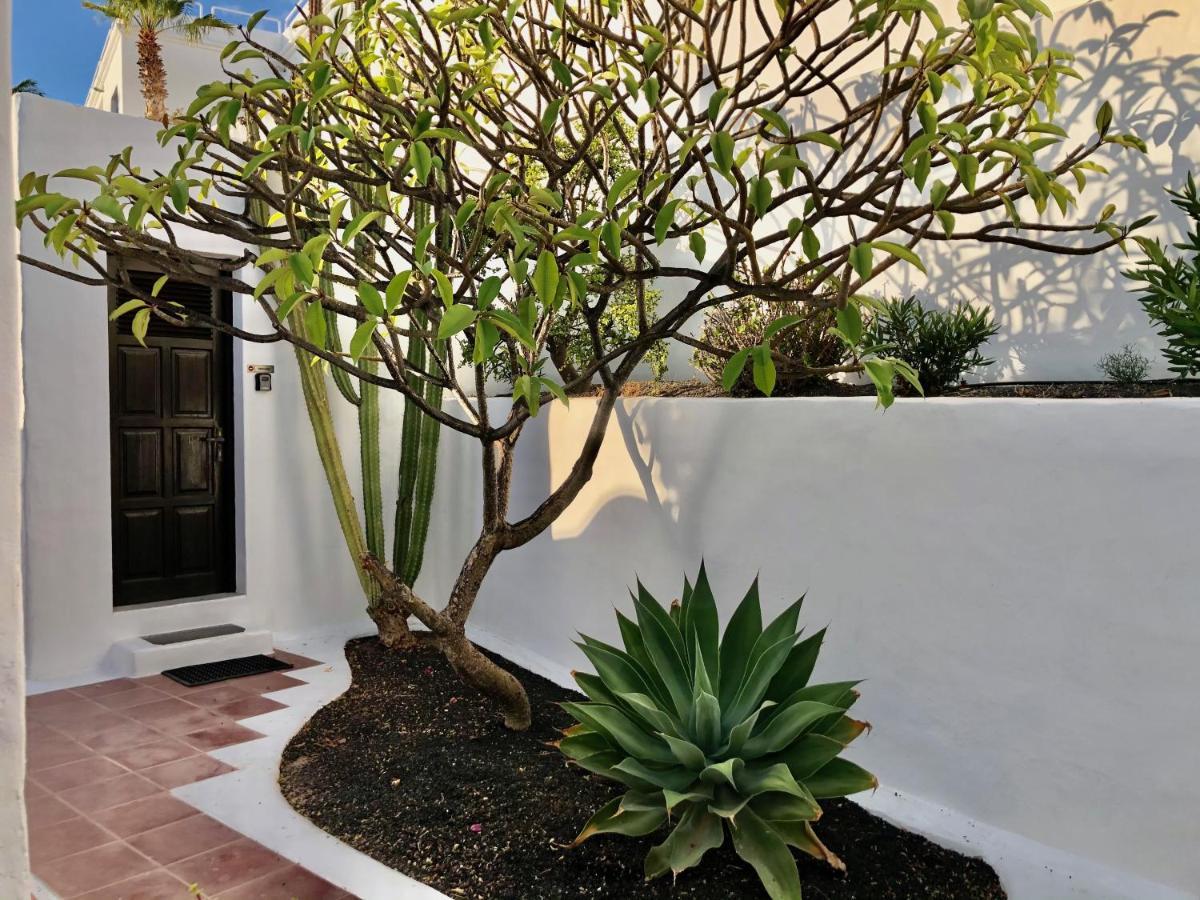 Villa Mare Bella Chao sea view private heated solar pool AC Puerto del Carmen  Esterno foto