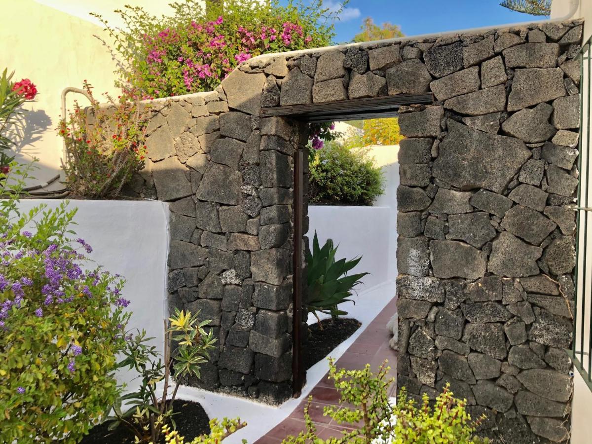 Villa Mare Bella Chao sea view private heated solar pool AC Puerto del Carmen  Esterno foto